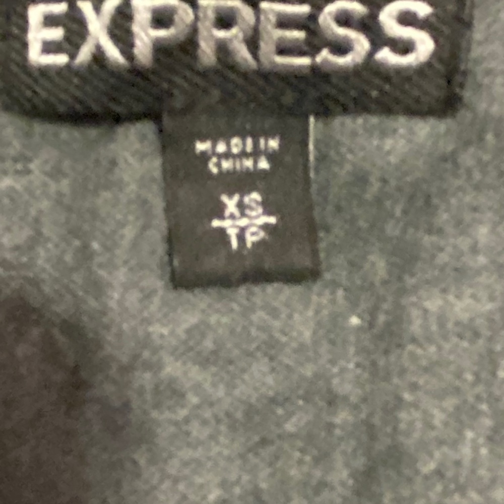 Express - Picture 2 of 2